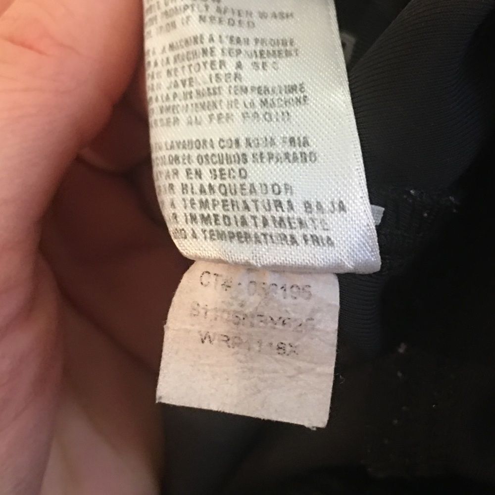 New Balance Black Lightening Dry Capri Leggings - Picture 16 of 16